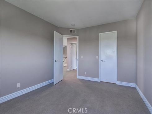 27181  Corcubion  , Mission Viejo, CA