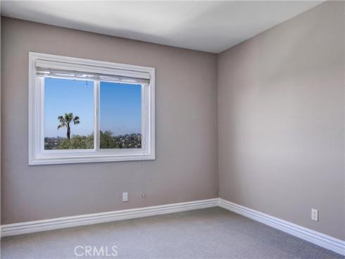 27181  Corcubion  , Mission Viejo, CA