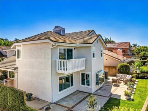 27181  Corcubion  , Mission Viejo, CA
