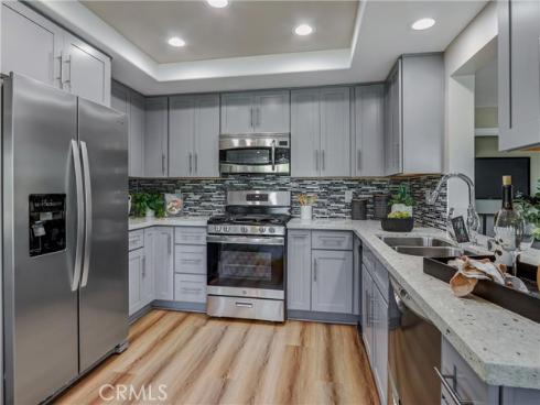 27181  Corcubion  , Mission Viejo, CA