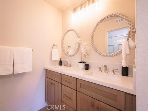 23574  Villena  , Mission Viejo, CA