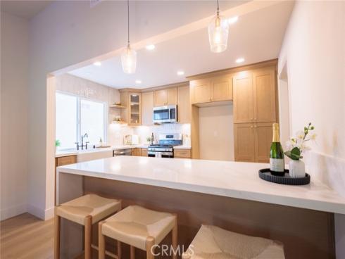 23574  Villena  , Mission Viejo, CA