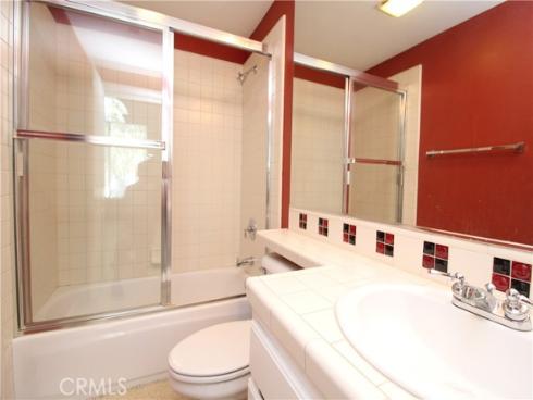 21471  Andorra  , Mission Viejo, CA