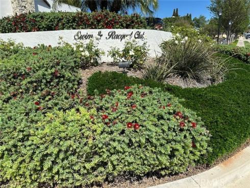 26581  Saddleback Dr  , Mission Viejo, CA