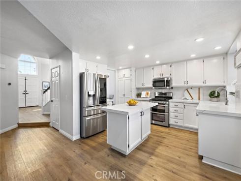 27861  Via Roma  , Mission Viejo, CA