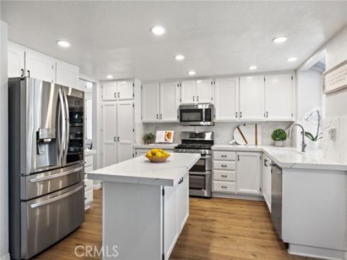 27861  Via Roma  , Mission Viejo, CA