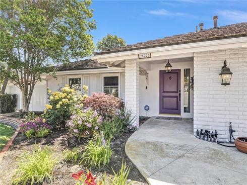 25225  Terreno  , Mission Viejo, CA