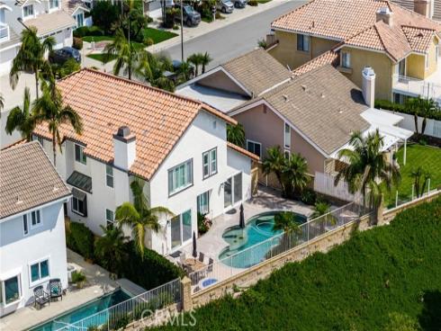 27355 Betanzos , Mission Viejo, CA