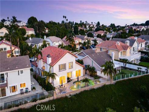 27355 Betanzos , Mission Viejo, CA