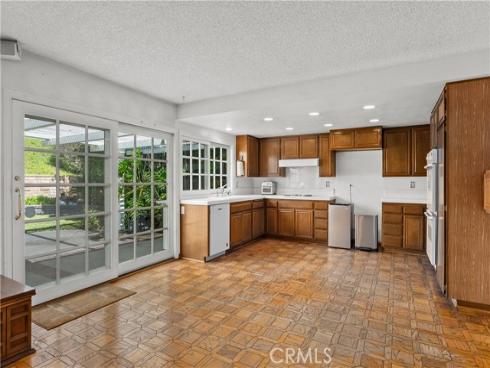 22611  Demasia  , Mission Viejo, CA