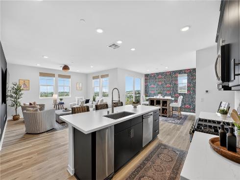 415  Besalu   Terrace, Mission Viejo, CA