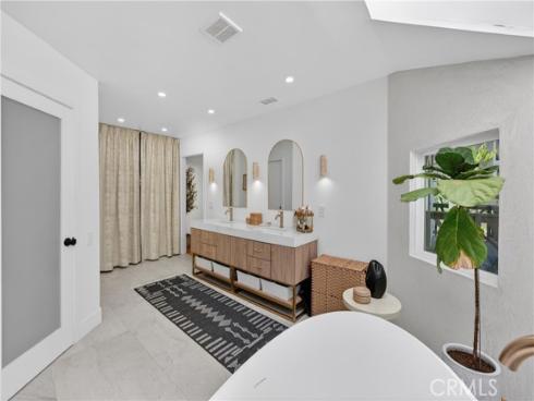 22932  Pocetas  , Mission Viejo, CA