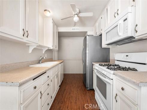 22994  Via Pimiento  B3 , Mission Viejo, CA