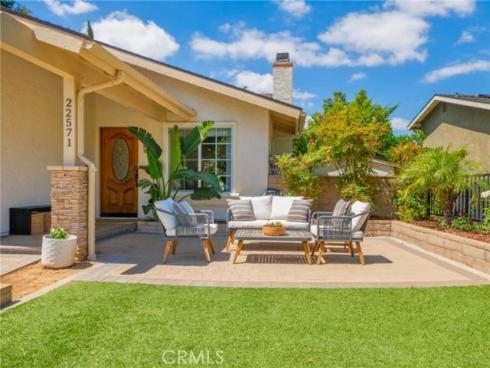 22571  Via Tercero  , Mission Viejo, CA