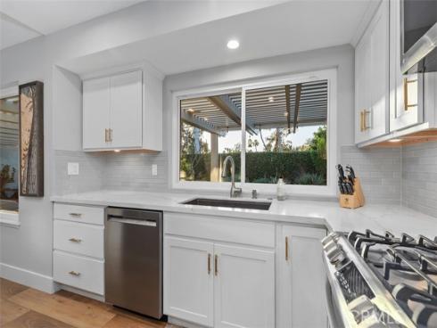 27411  Trabuco   Circle, Mission Viejo, CA