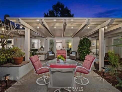 27411  Trabuco   Circle, Mission Viejo, CA