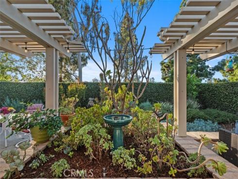 27411  Trabuco   Circle, Mission Viejo, CA