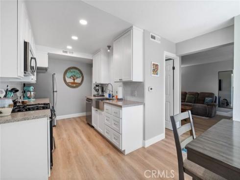 22953  Via Cereza #3e  3E , Mission Viejo, CA