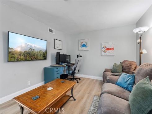 22953  Via Cereza #3e  3E , Mission Viejo, CA