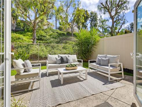 15  Harveston  , Mission Viejo, CA