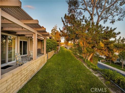 28052  Via Herrera  , Mission Viejo, CA