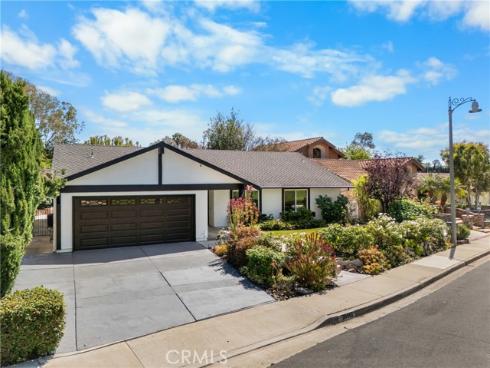 26442 Papagayo Drive, Mission Viejo, CA