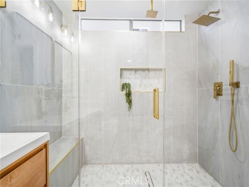 23002  Cecelia  , Mission Viejo, CA