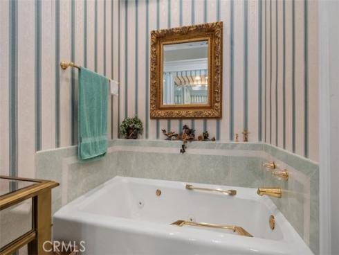 28391  Borgona  , Mission Viejo, CA