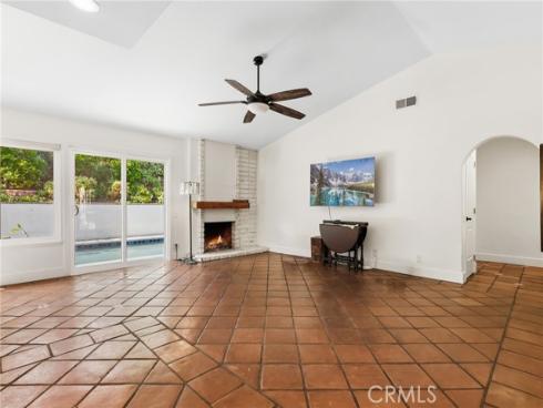 26316 Via Juanita , Mission Viejo, CA
