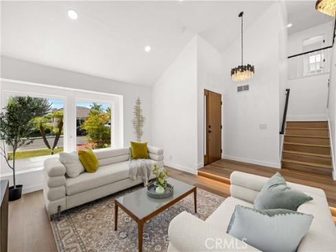 21902  Herencia  , Mission Viejo, CA