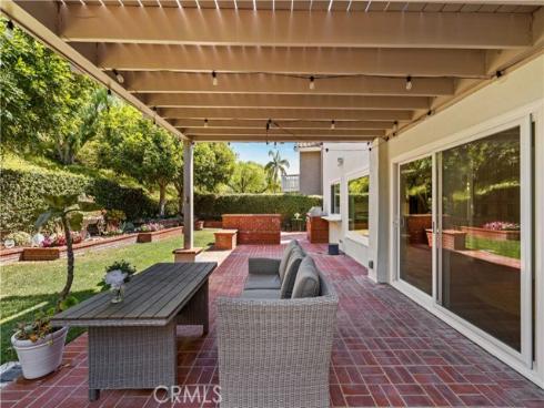 21902  Herencia  , Mission Viejo, CA