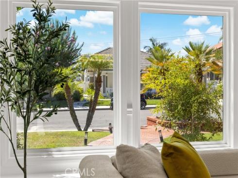 21902  Herencia  , Mission Viejo, CA