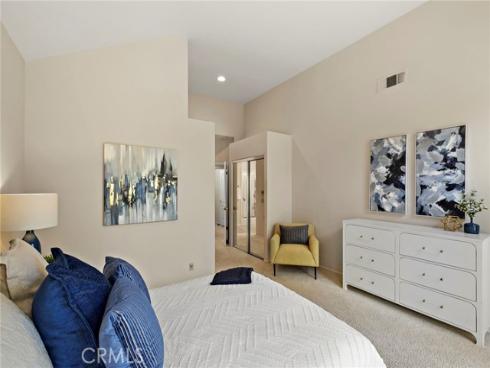 21424  Medina  , Mission Viejo, CA