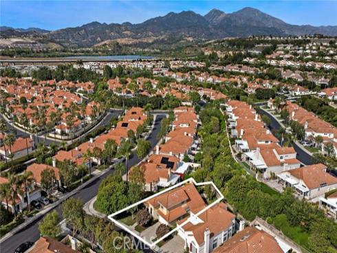 21424  Medina  , Mission Viejo, CA