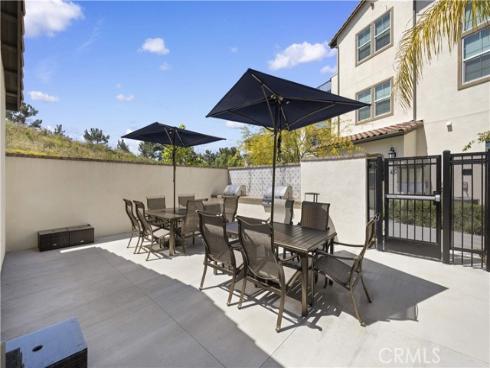 226  Niebla  , Mission Viejo, CA