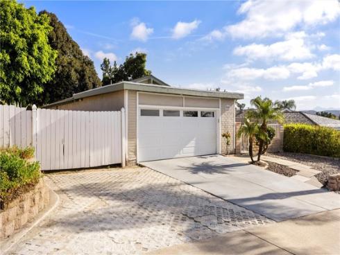 27121  Manzano  , Mission Viejo, CA