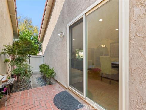 27858  Via Sarasate  , Mission Viejo, CA