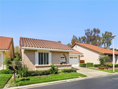 27858  Via Sarasate  , Mission Viejo, CA