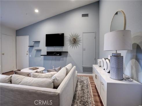 25891  Marguerite  3202  Parkway, Mission Viejo, CA