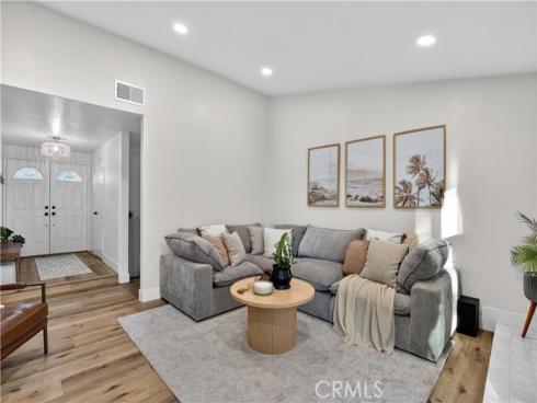 24891 Lirio , Mission Viejo, CA