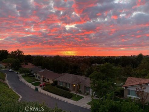 23621  Via Storni  , Mission Viejo, CA