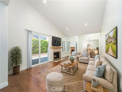 27725 Calle Valdes , Mission Viejo, CA