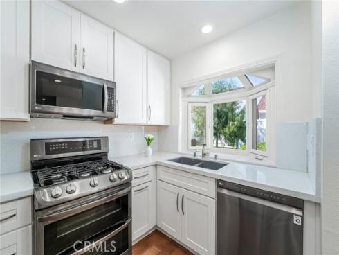27725 Calle Valdes , Mission Viejo, CA