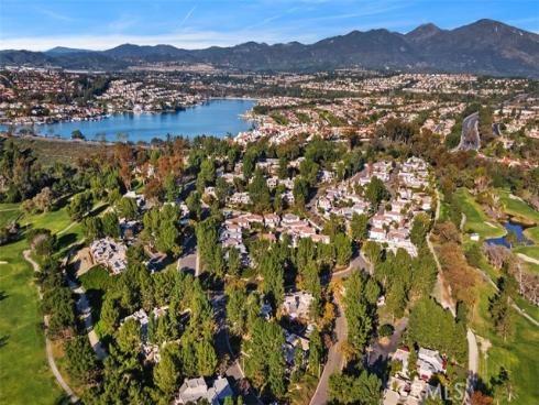 27712 Turnberry , Mission Viejo, CA