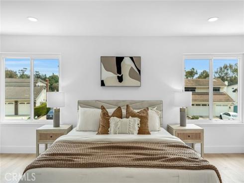 24911 Via Florecer , Mission Viejo, CA