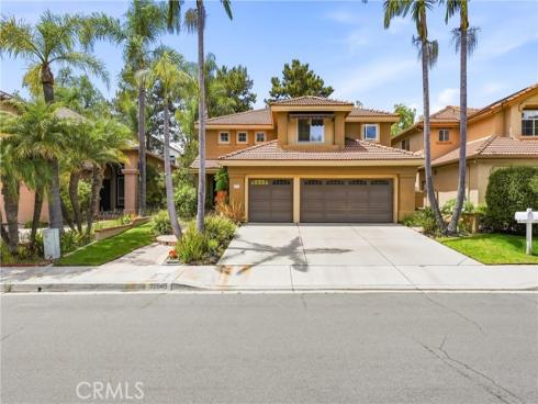 25945 Camino Largo