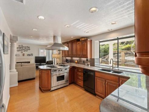 21162 Whitebark , Mission Viejo, CA