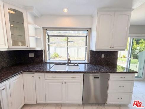 28011 Virginia , Mission Viejo, CA