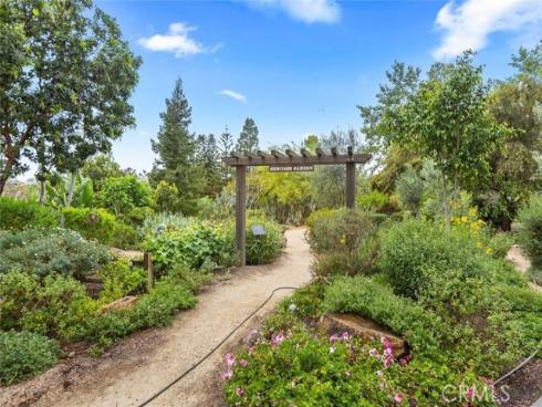 28131 Via Nervo , Mission Viejo, CA