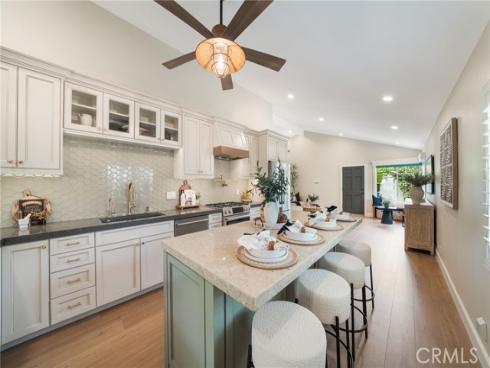 27092 Encinas , Mission Viejo, CA